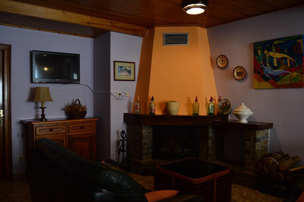 Hostal L'Escon Llanars Exterior foto