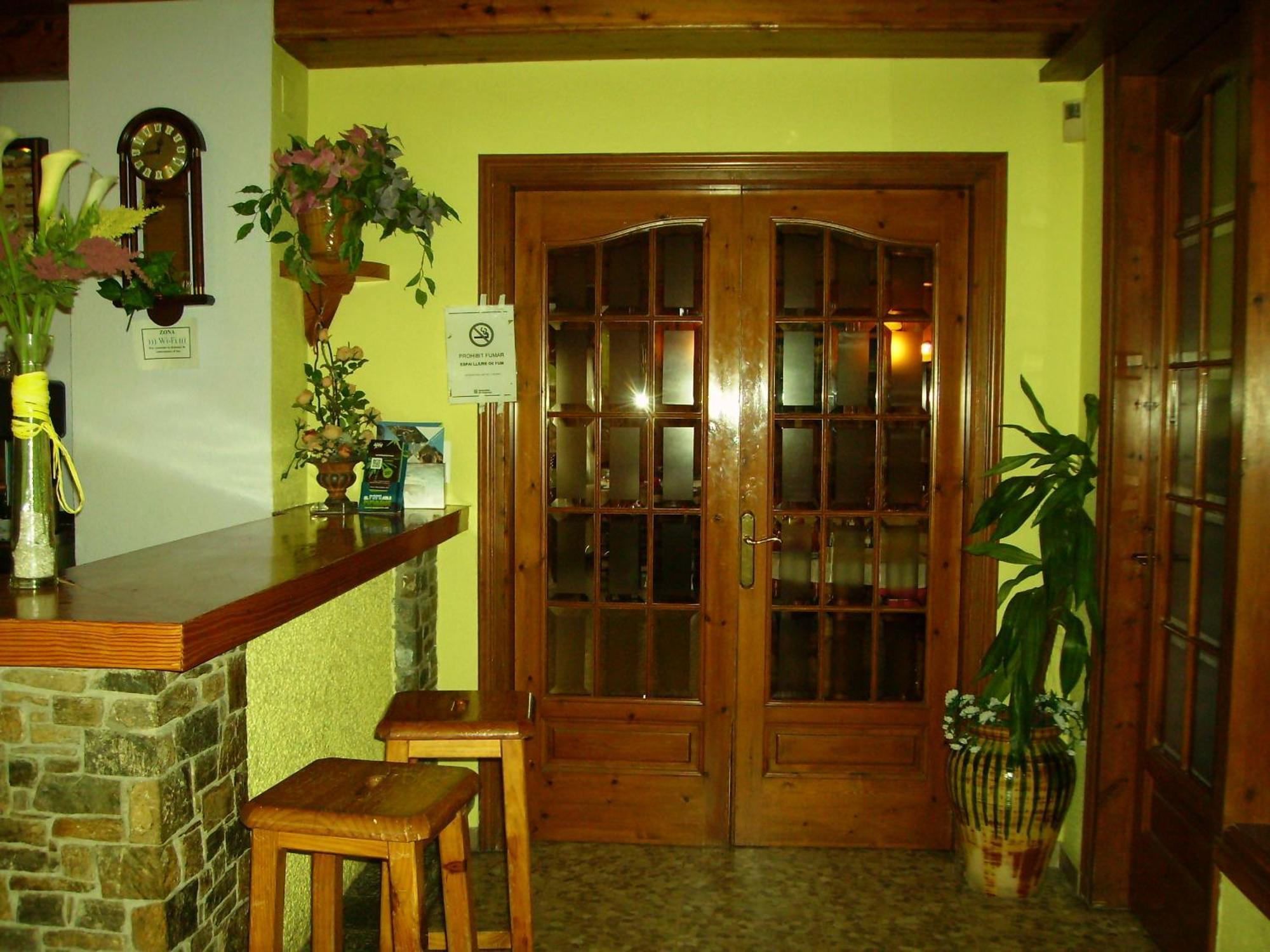 Hostal L'Escon Llanars Exterior foto